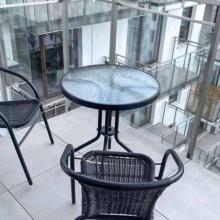 Comfortable 1-Room Apartment Close To The Center Warsaw Exterior photo